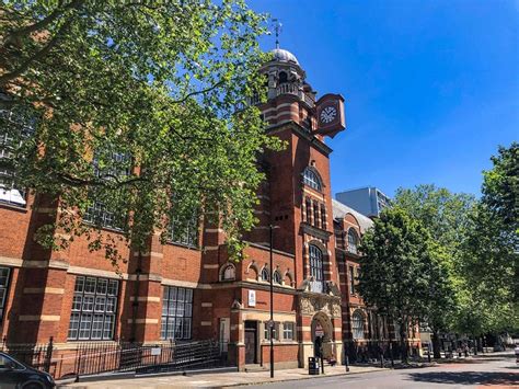 city of london university courses.